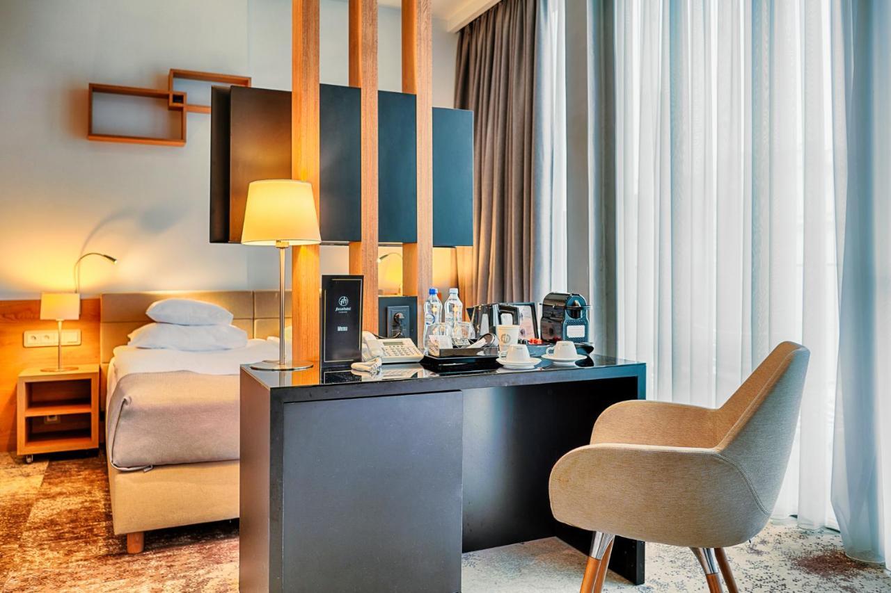 Focus Hotel Premium 소포트 외부 사진
